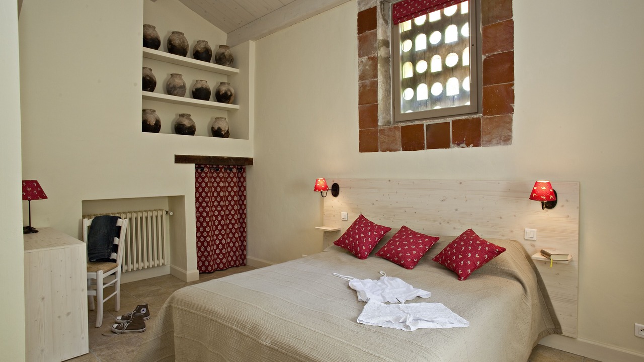 Photo of Bedroom in Saint-Antonin-du-Var