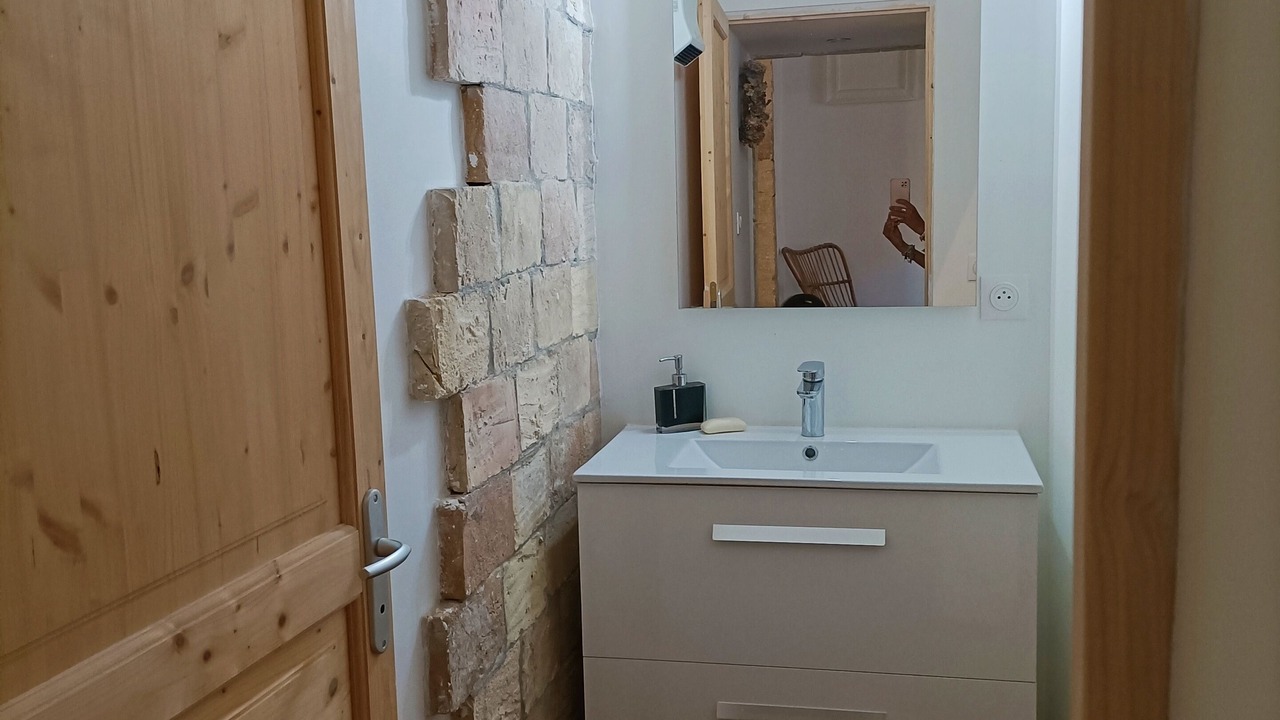 Photo of Bathroom in Remoulins