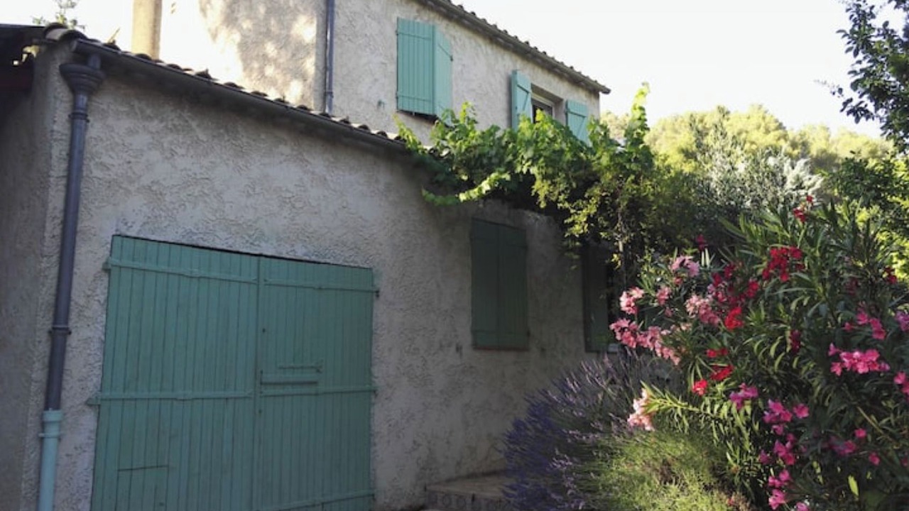 Photo of Outdoor in Meyrargues