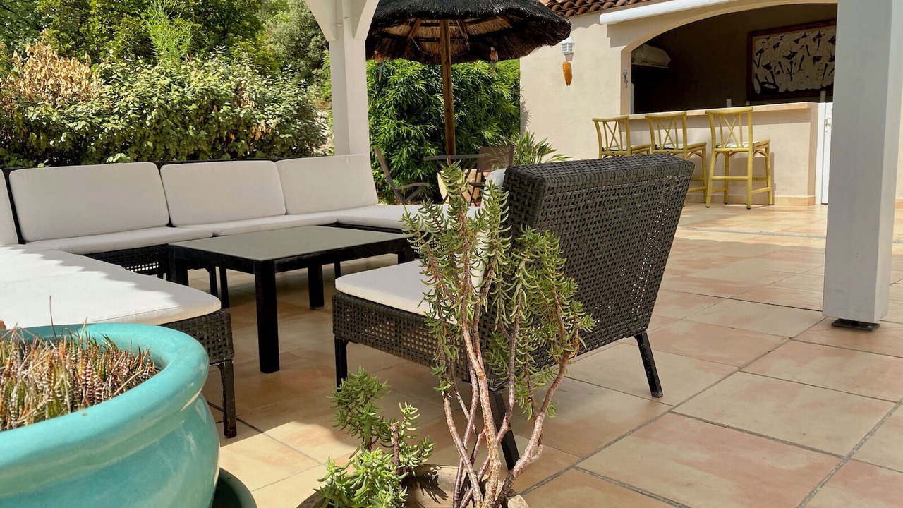 Photo of Patio Balcony in La Roquebrussanne