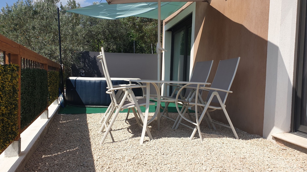 Photo of Outdoor in Callas