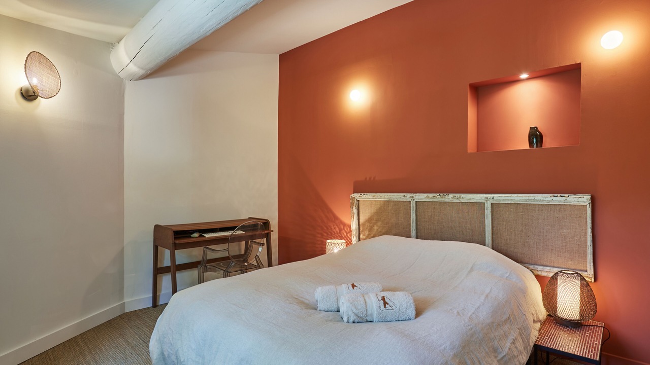 Photo of Bedroom in Bonnieux