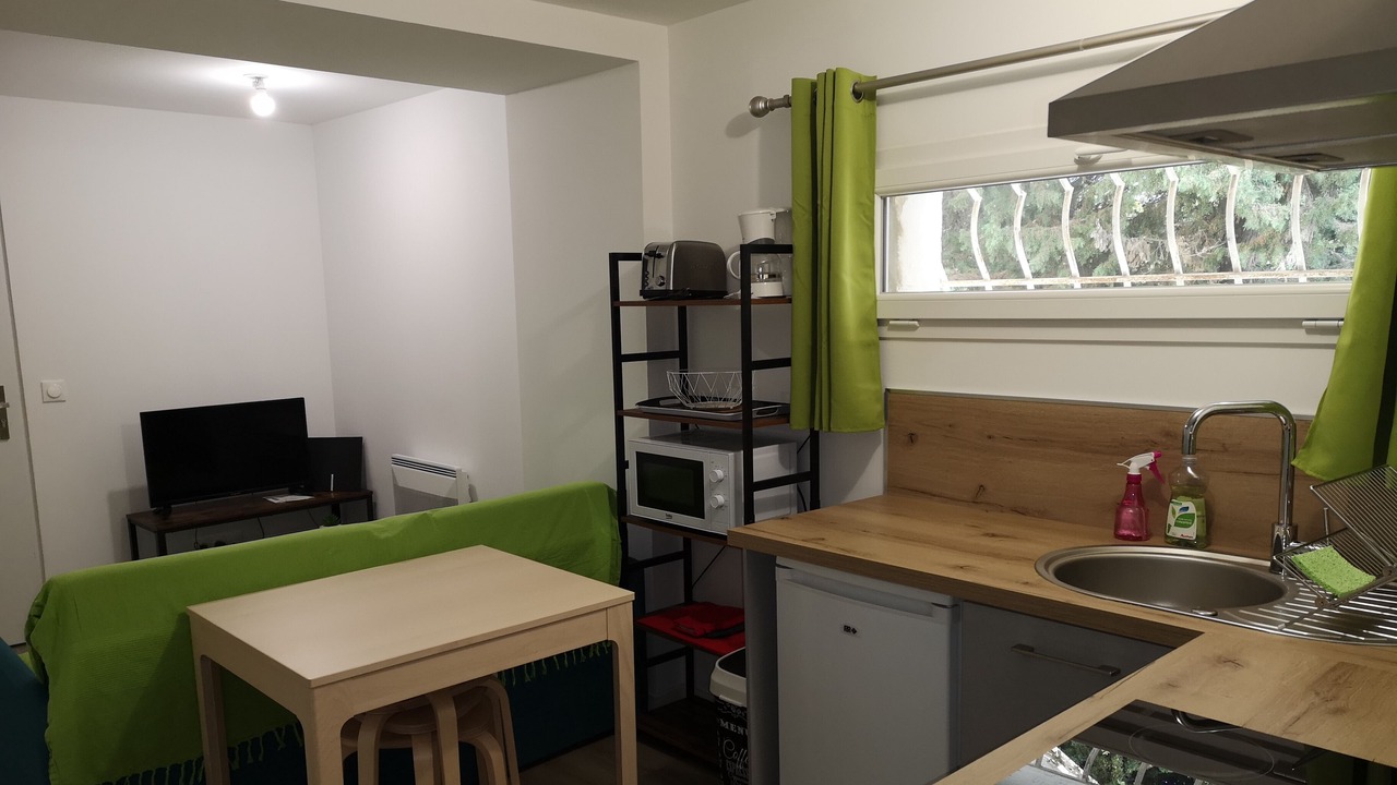 Photo of Kitchen in Saint-Mitre-les-Remparts