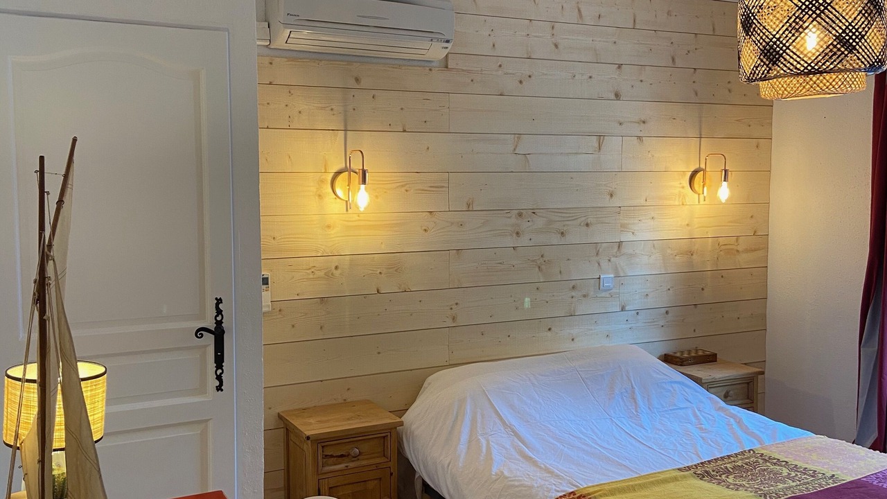 Photo of Bedroom in Ampus