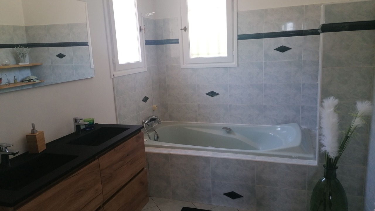 Photo of Bathroom in La Garde