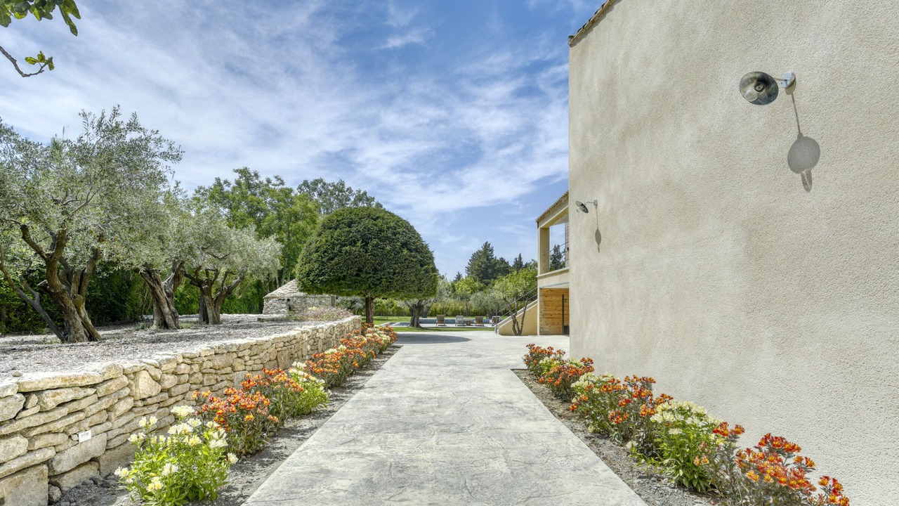 Photo of Outdoor in Chateauneuf-de-Gadagne