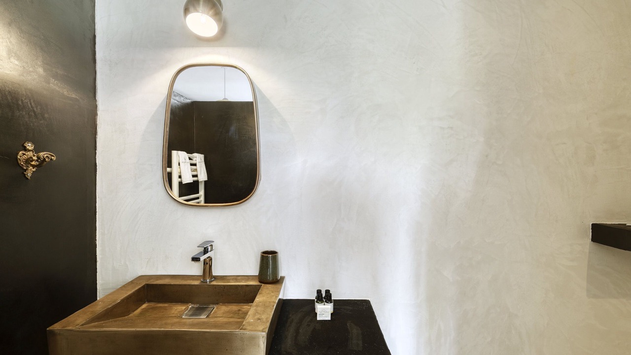 Photo of Bathroom in Chateauneuf-de-Gadagne