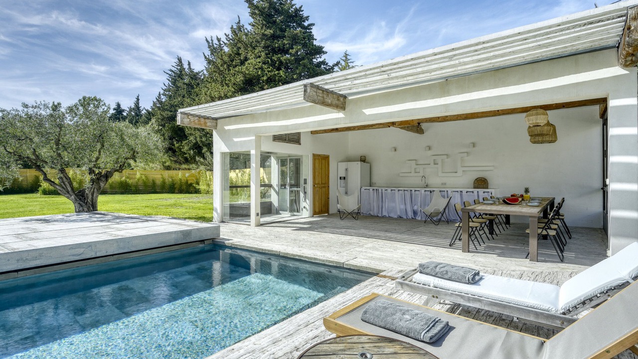 Photo of Outdoor in Chateauneuf-de-Gadagne