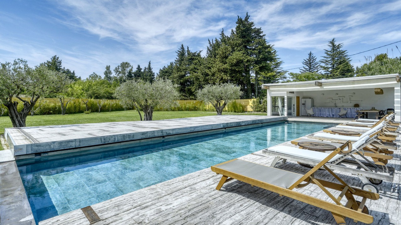Photo of Outdoor in Chateauneuf-de-Gadagne