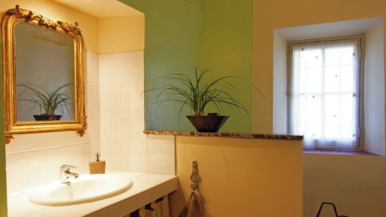 Photo of Bathroom in Carces