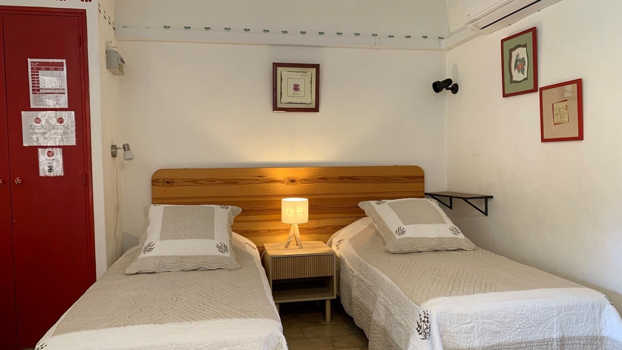 Photo of Bedroom in Venasque