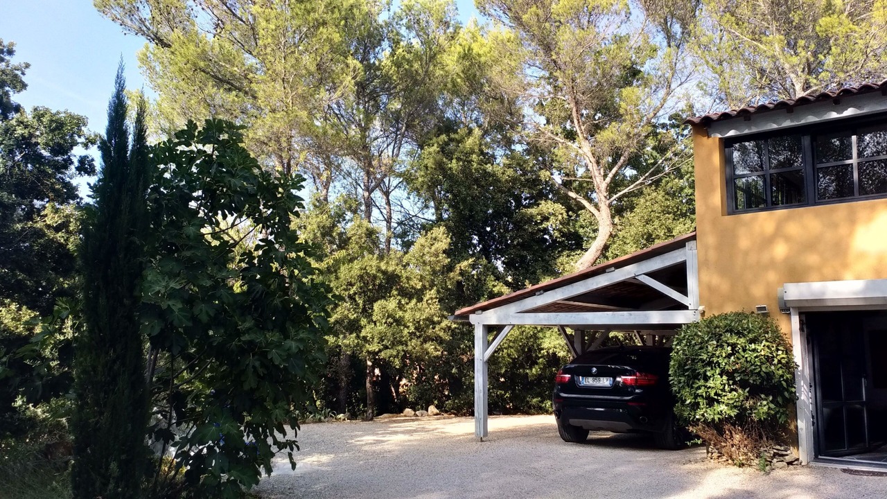 Photo of Outdoor in Belcodene