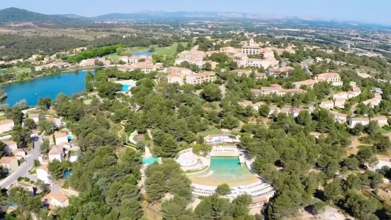 Photo of Outdoor in Pont Royal