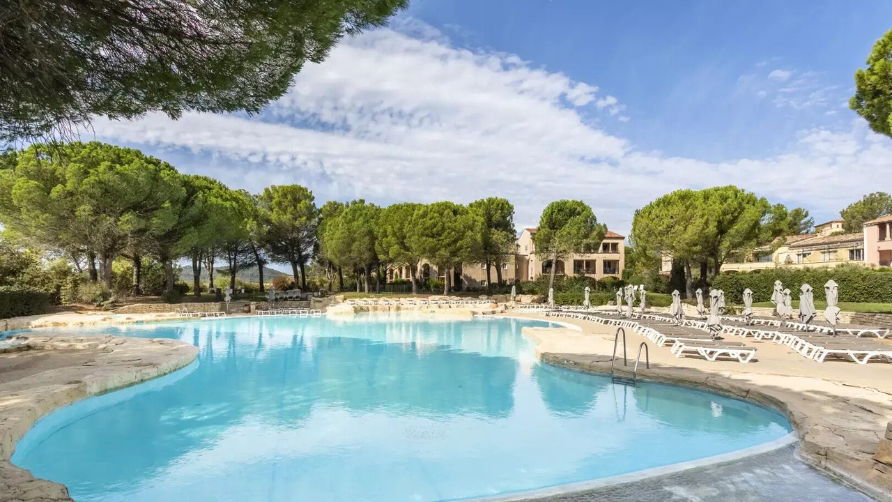 Photo of Outdoor in Pont Royal