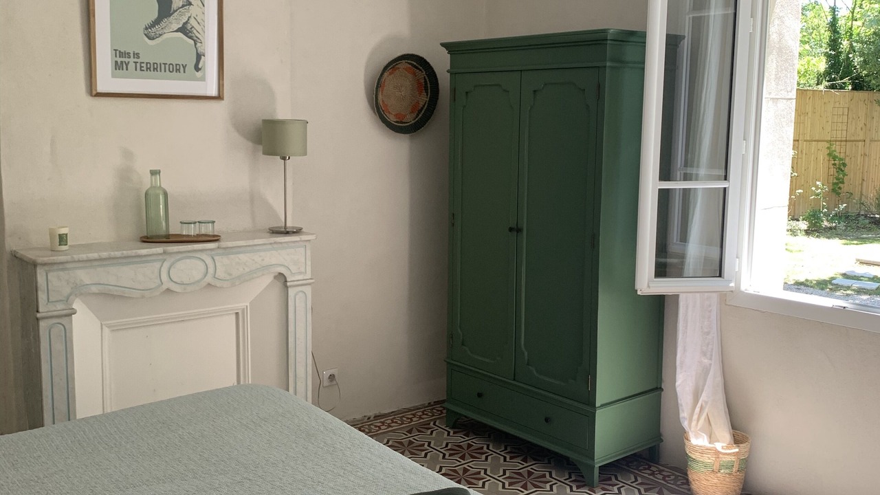 Photo of Bedroom in Saint-Andiol