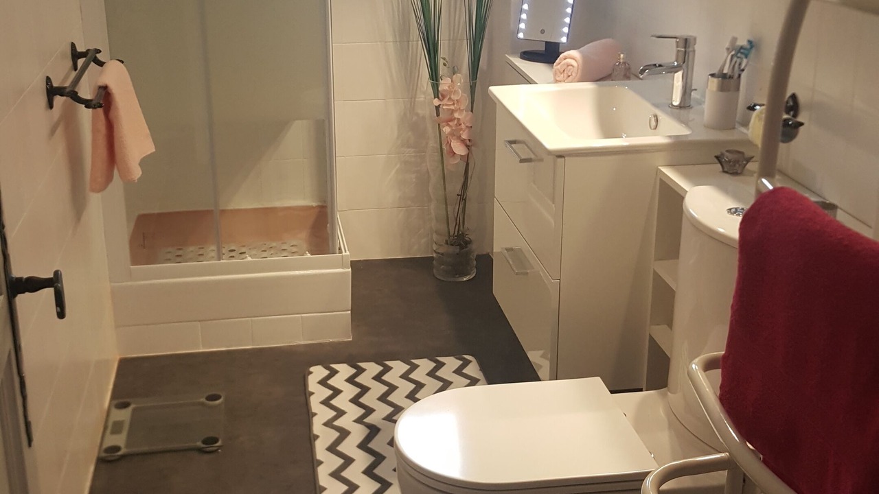 Photo of Bathroom in Istres