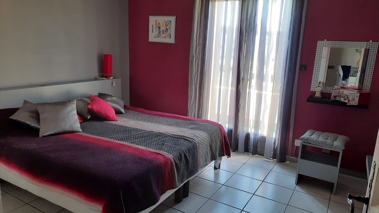 Photo of Bedroom in Istres