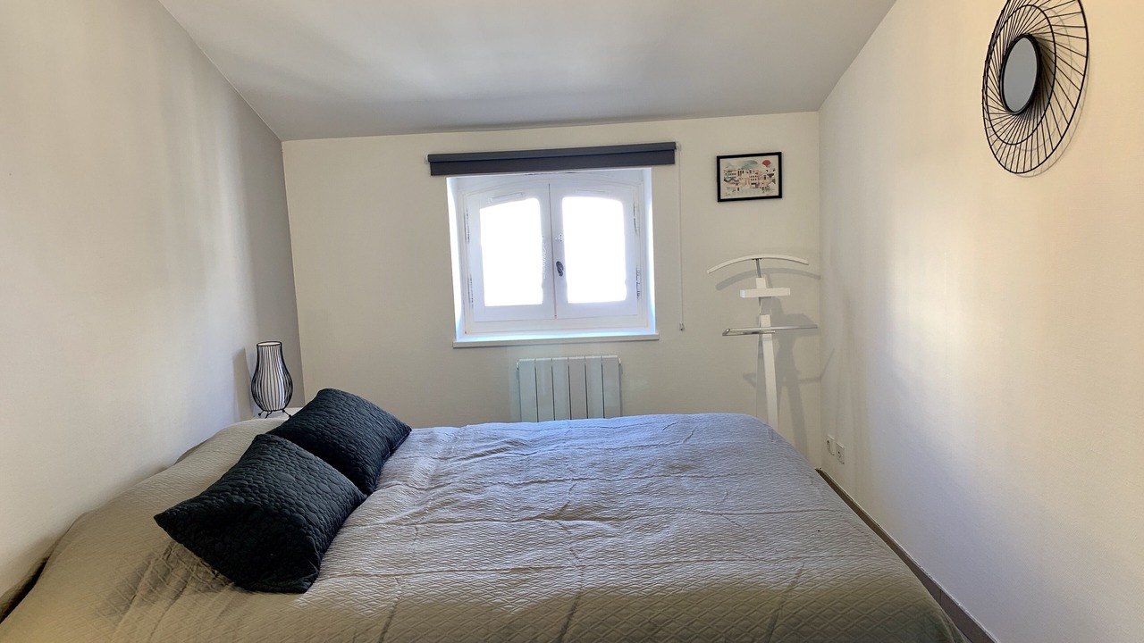Photo of Bedroom in Old Town