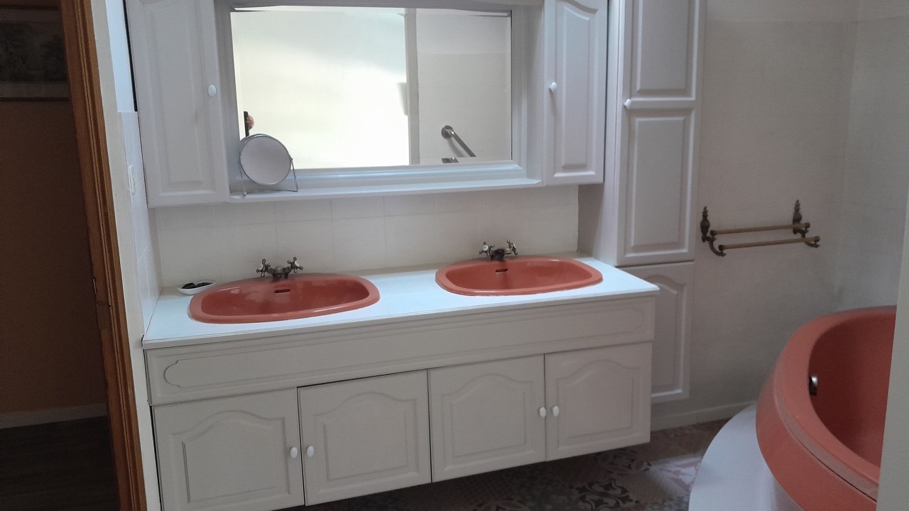 Photo of Bathroom in Senas