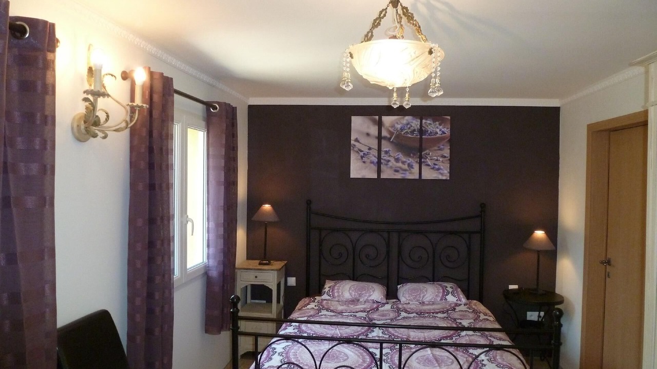 Photo of Bedroom in Simiane-la-Rotonde