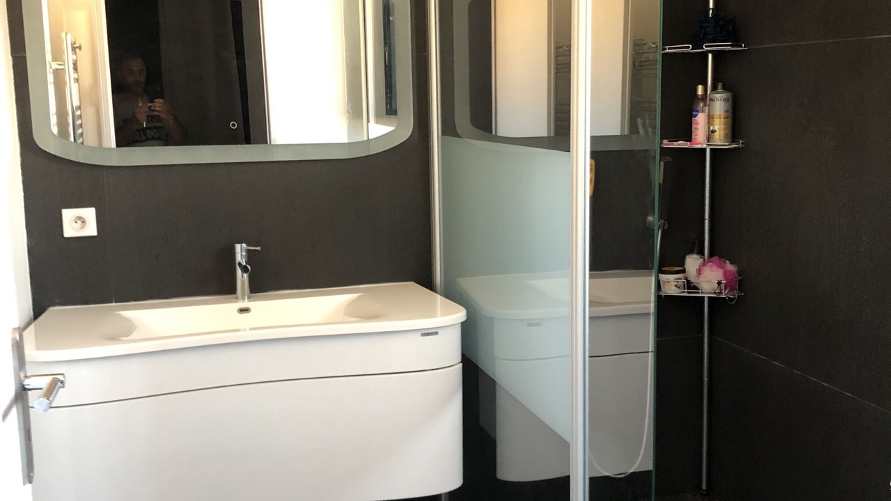 Photo of Bathroom in Monteux