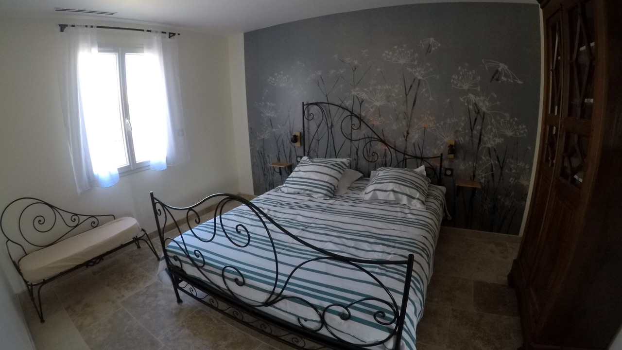 Photo of Bedroom in Caromb