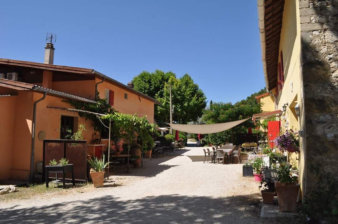 Photo of Outdoor in Villelaure