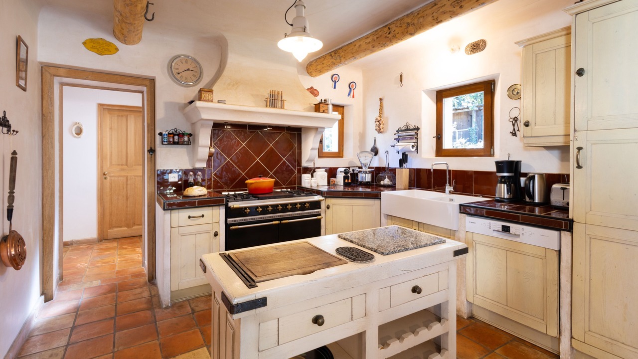 Photo of Kitchen in Apt