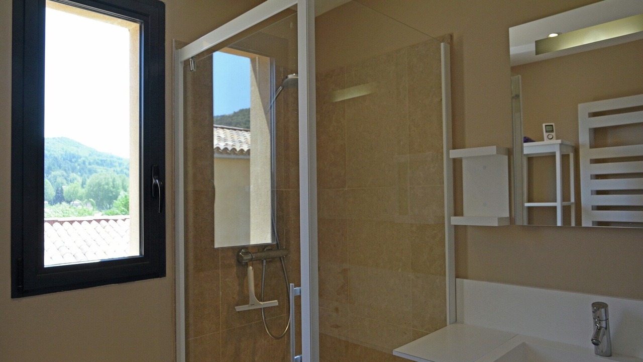 Photo of Bathroom in Malaucene