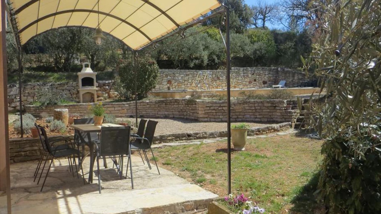 Photo of Patio Balcony in Roussillon