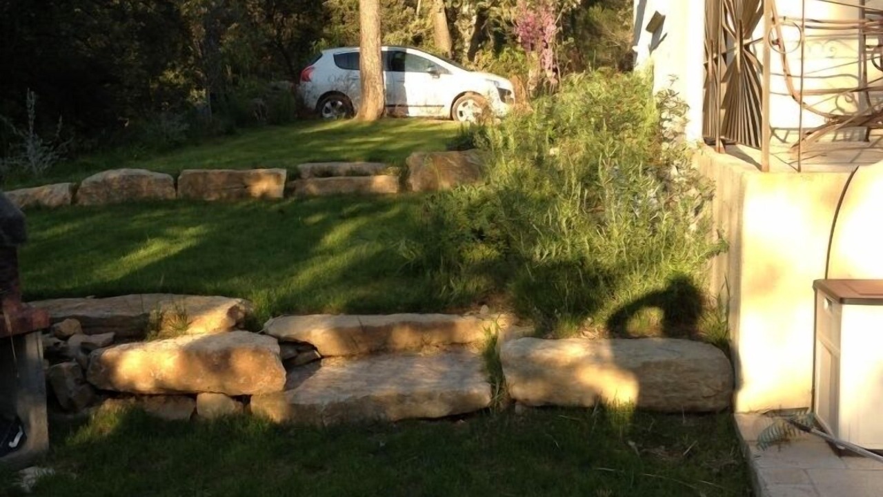Photo of Outdoor in Pourrieres