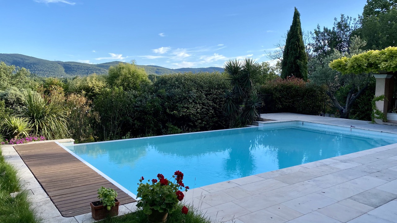Photo of Outdoor in Gareoult