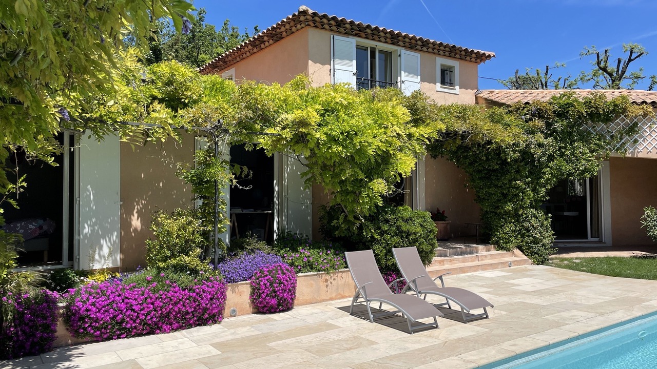 Photo of Outdoor in Gareoult