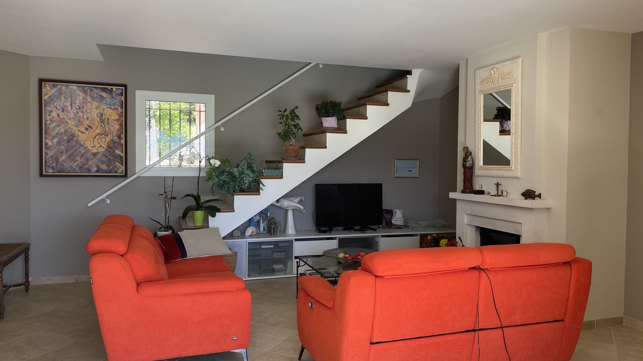 Photo of Livingroom in Gareoult