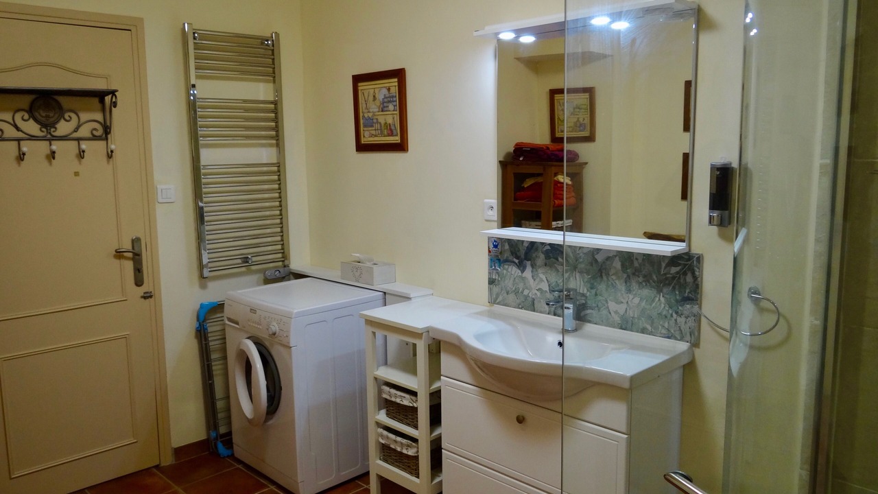 Photo of Bathroom in Saint-Saturnin-les-Apt