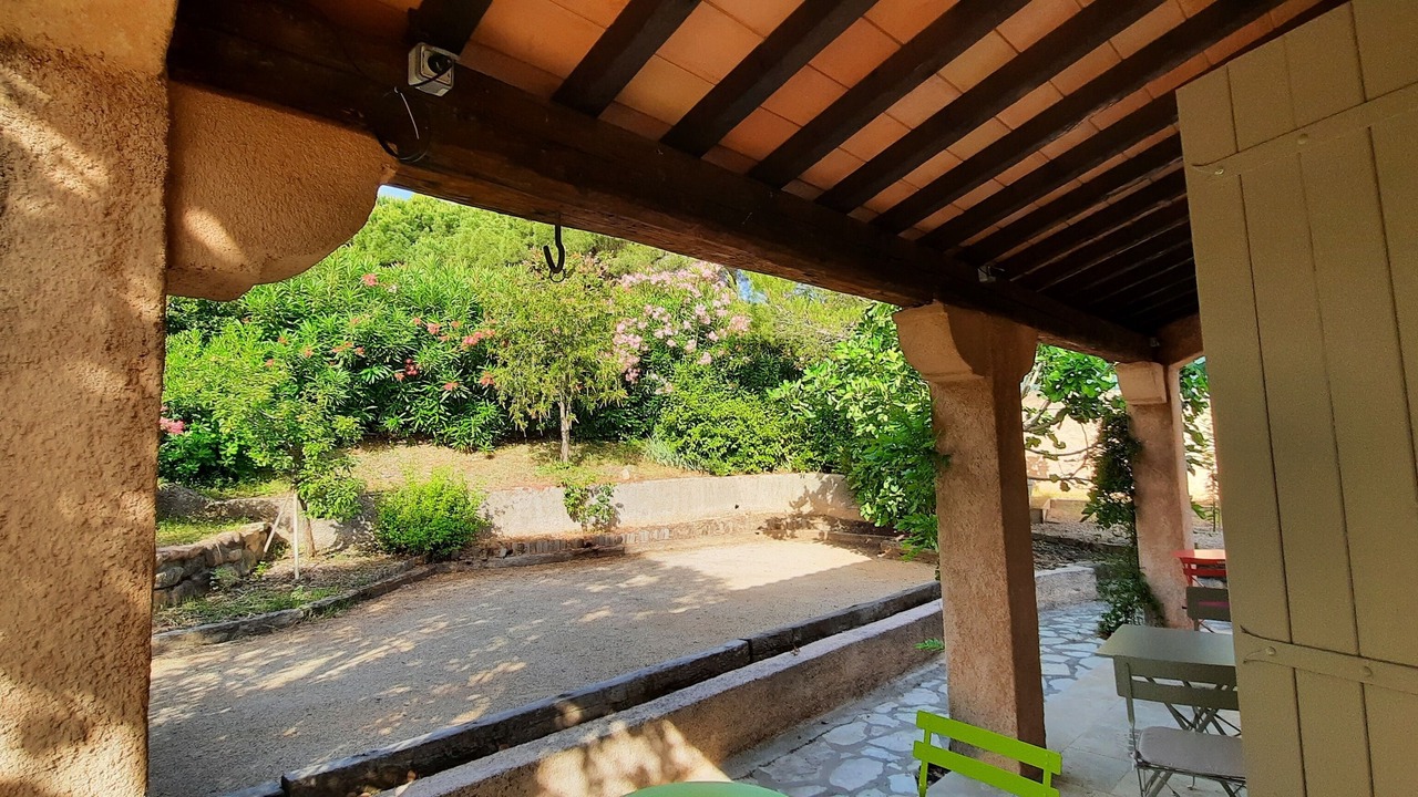 Photo of Patio Balcony in La Bouverie
