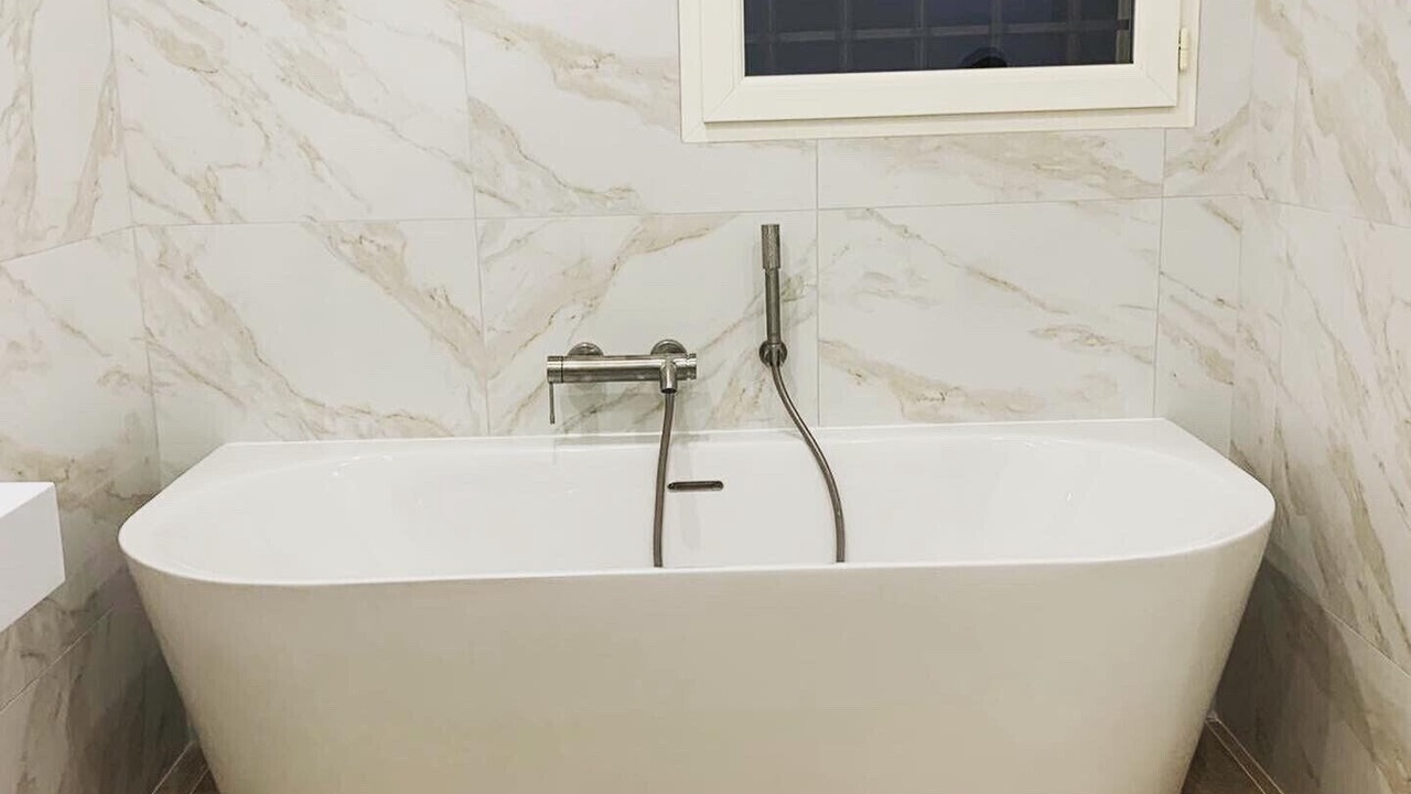 Photo of Bathroom in La Tour-d'Aigues