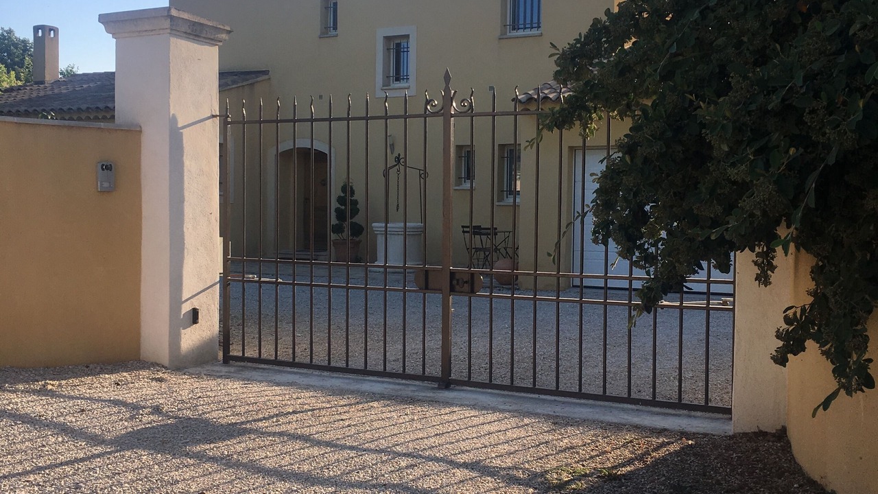 Photo of Outdoor in La Tour-d'Aigues