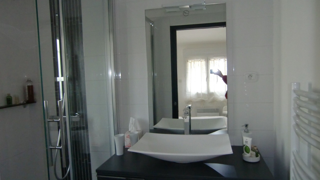Photo of Bathroom in Velaux