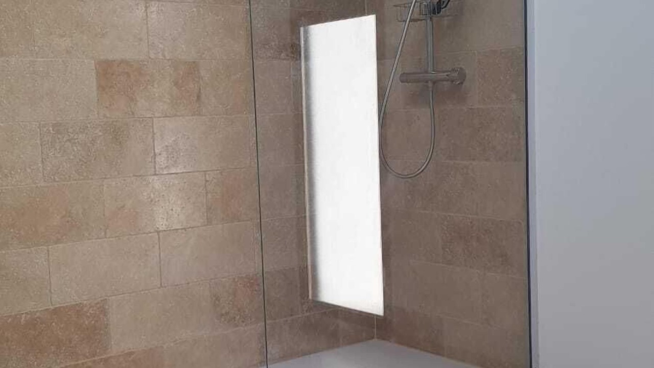 Photo of Bathroom in Crestet