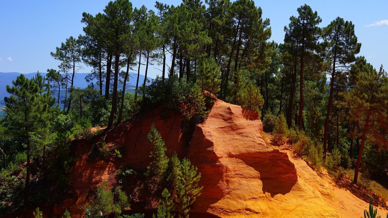 Photo of Others in Chateauneuf-de-Gadagne