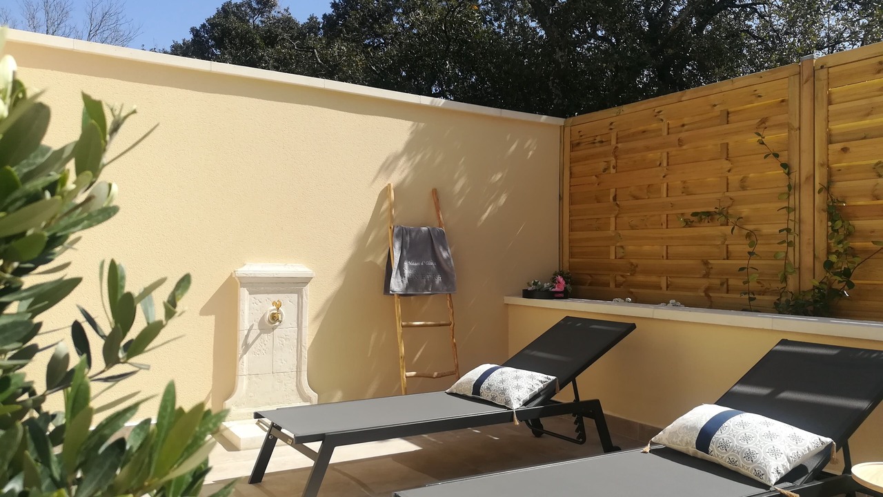 Photo of Outdoor in Chateauneuf-de-Gadagne