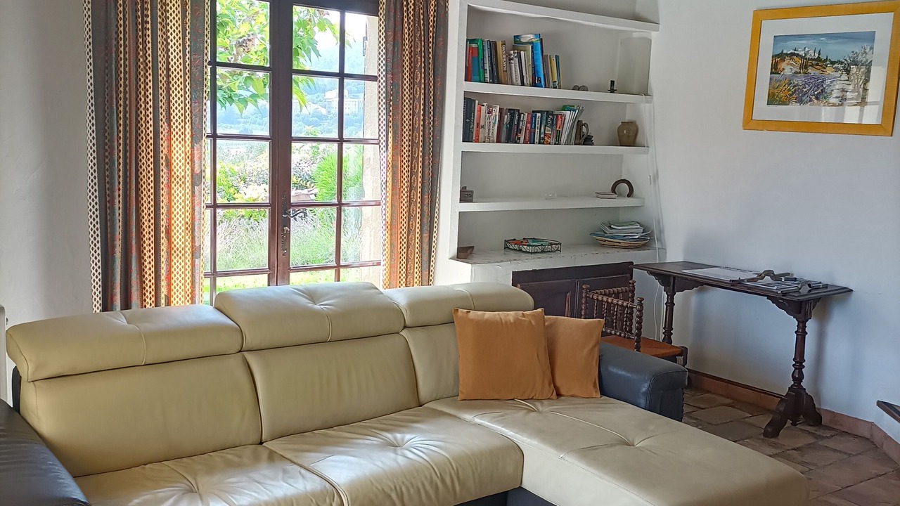 Photo of Livingroom in Callas