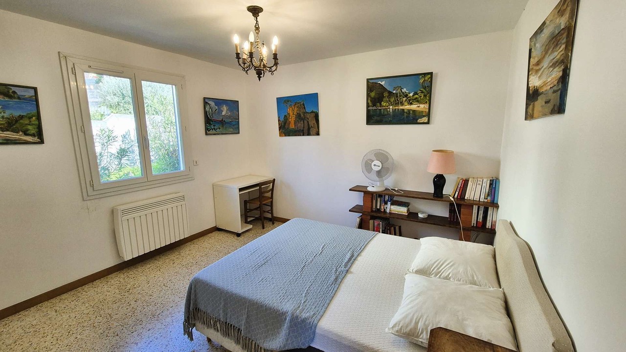 Photo of Bedroom in Saint-Mandrier-sur-Mer