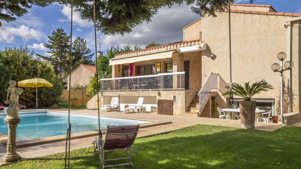 Photo of Outdoor in Vitrolles