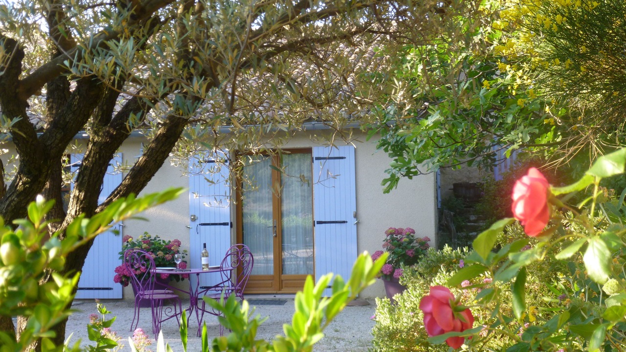 Photo of Outdoor in Suzette