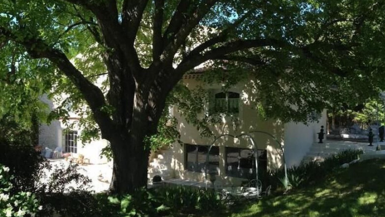 Photo of Outdoor in Cabries