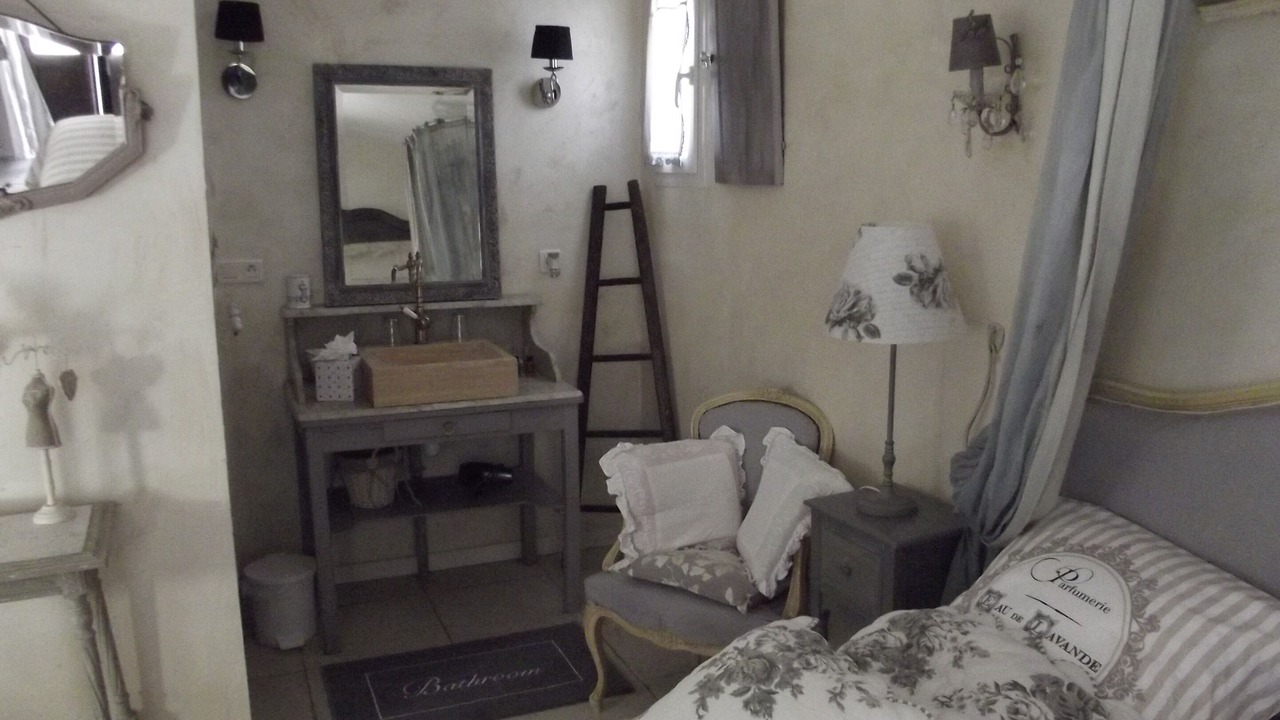 Photo of Bedroom in Cabries