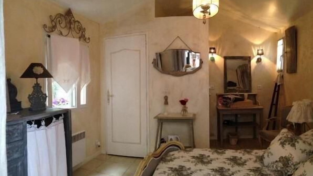 Photo of Bedroom in Cabries