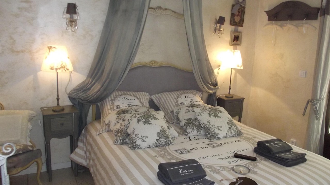 Photo of Bedroom in Cabries